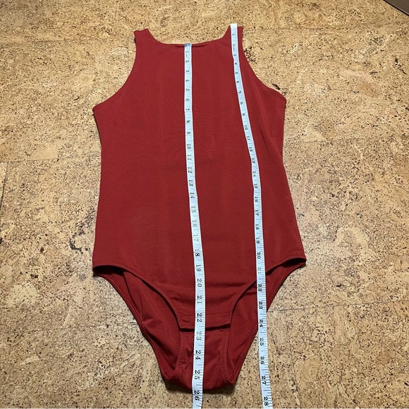 Everlane Supima Cotton High Neck Sleeveless Rust Bodysuit Sz S - Picture 8 of 11